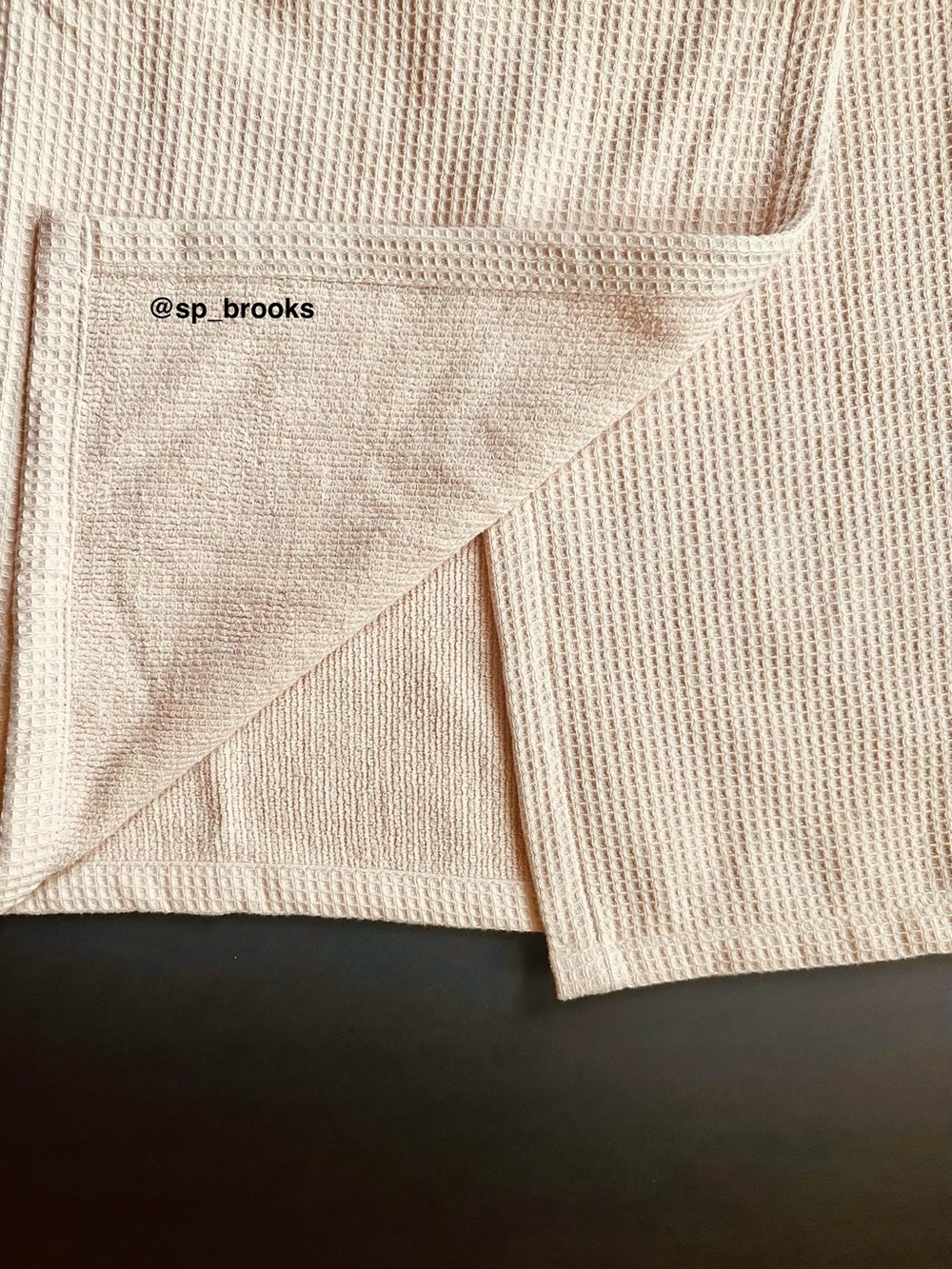 🎁Hotel Balfour Spa Wrap - Pink Cotton Waffle Terry Spa Wrap - 30” x 54” - Picture 6 of 8